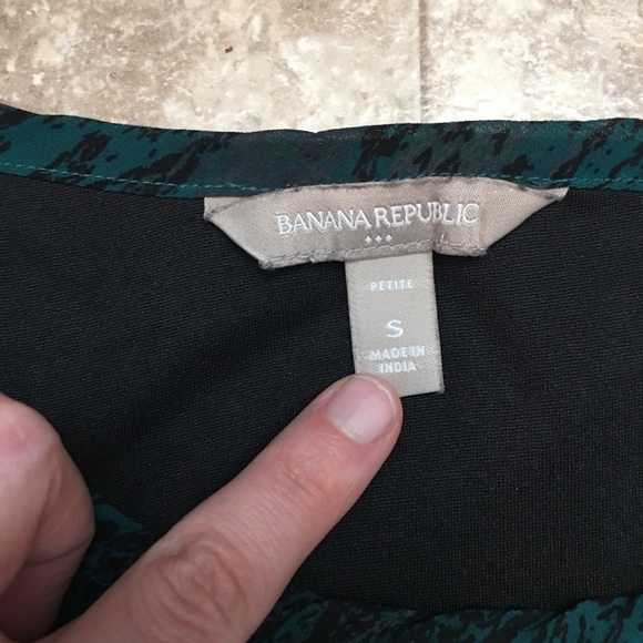 Banana Republic Snake Blouse - Picture 3 of 6